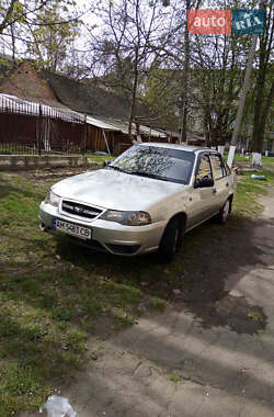 Седан Daewoo Nexia 2008 в 