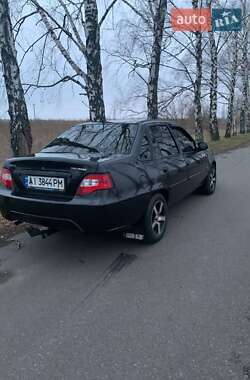 Седан Daewoo Nexia 2012 в 