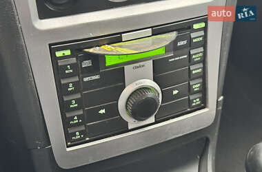 Седан Daewoo Nexia 2011 в 