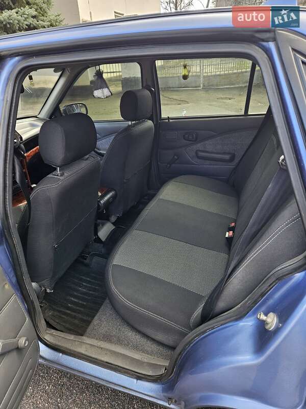 Седан Daewoo Nexia 2007 в Жовтих Водах