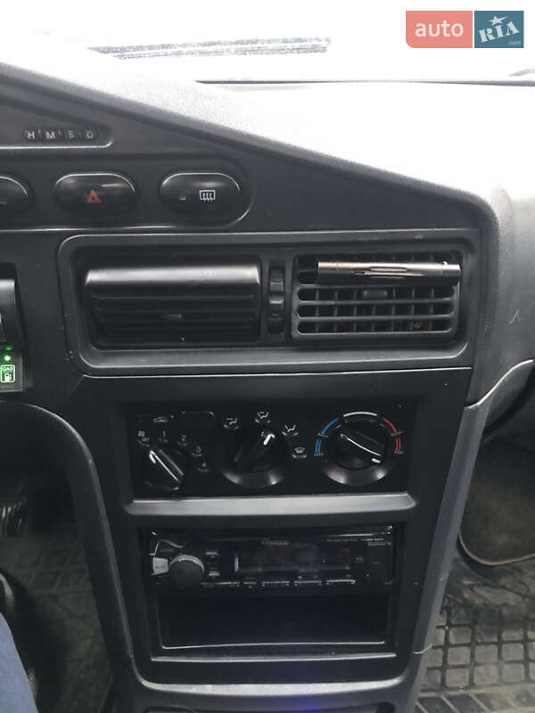 Седан Daewoo Nexia 2014 в Ивано-Франковске