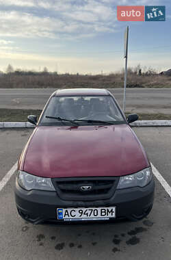 Седан Daewoo Nexia 2011 в 