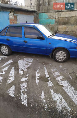 Седан Daewoo Nexia 2012 в 