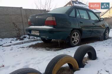 Седан Daewoo Nexia 1997 в Харкові