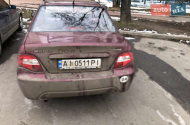Седан Daewoo Nexia 2011 в 