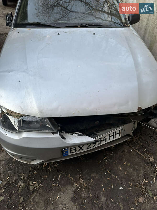 Седан Daewoo Nexia 2010 в Хмельницком