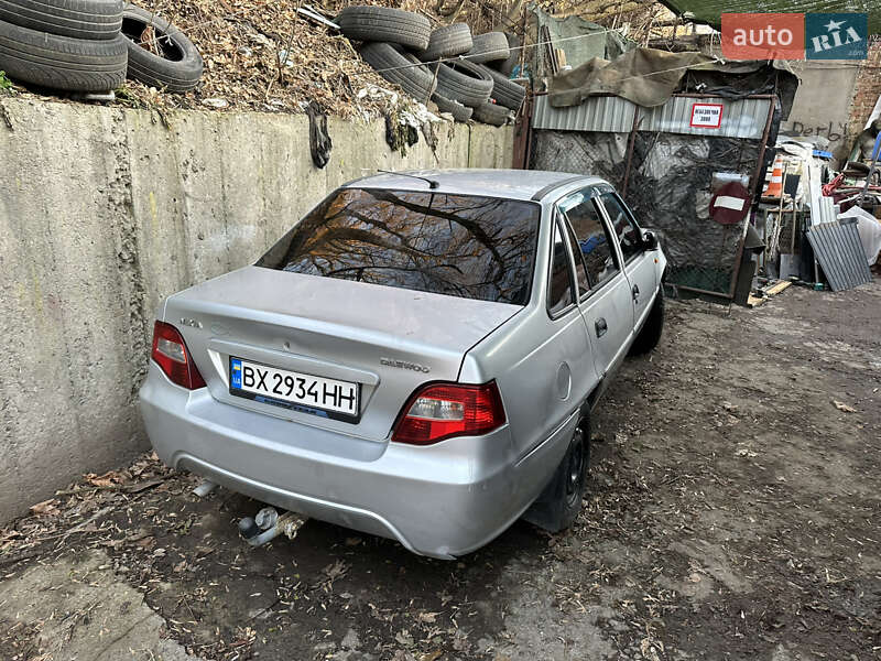Седан Daewoo Nexia 2010 в Хмельницком