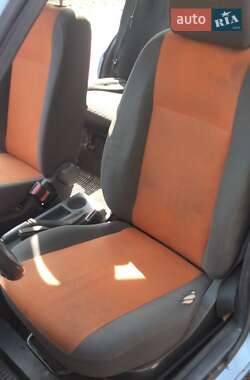 Седан Daewoo Nexia 2008 в 