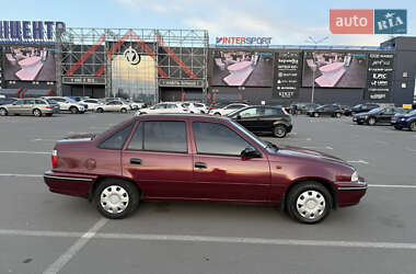 Седан Daewoo Nexia 2008 в 