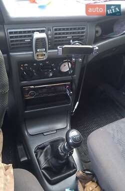 Седан Daewoo Nexia 1997 в 