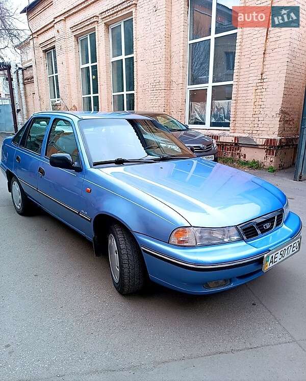 Седан Daewoo Nexia 2006 в 