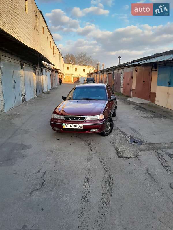 Седан Daewoo Nexia 2007 в 