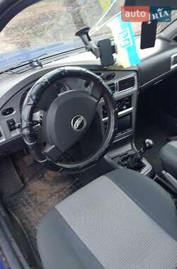 Седан Daewoo Nexia 2014 в 