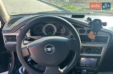 Седан Daewoo Nexia 2008 в 