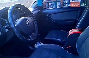 Седан Daewoo Nexia 2008 в 