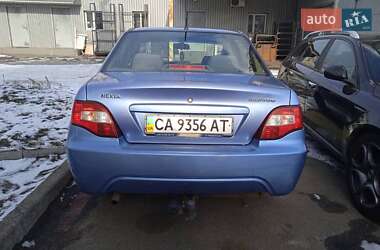 Седан Daewoo Nexia 2008 в 