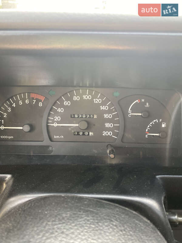 Седан Daewoo Nexia 2006 в Доброславе