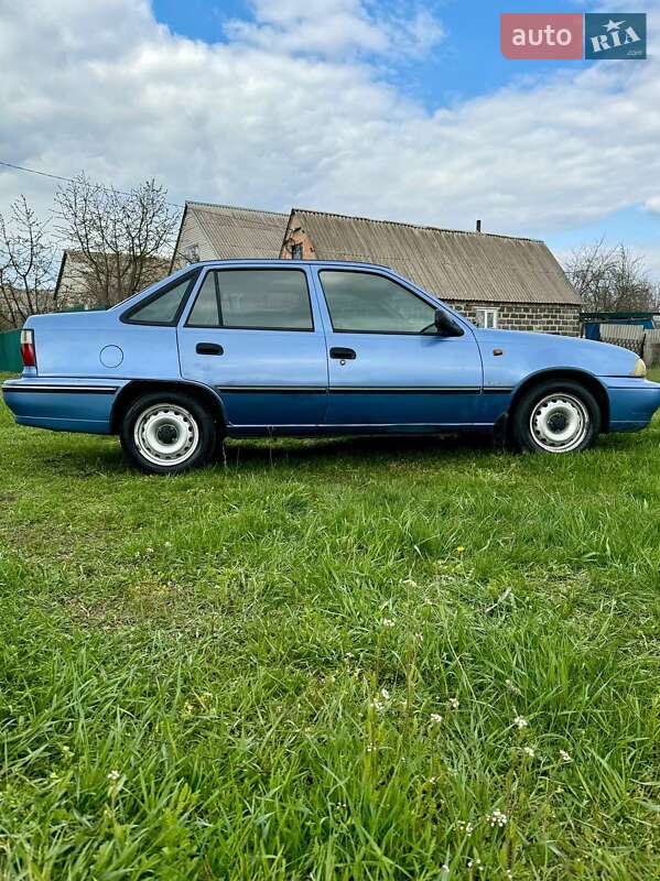 Седан Daewoo Nexia 2007 в Днепре