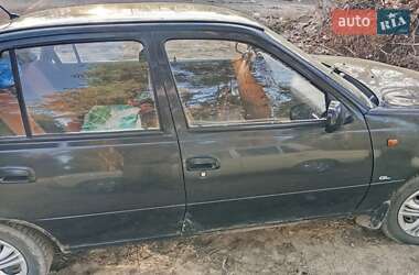 Седан Daewoo Nexia 2011 в 