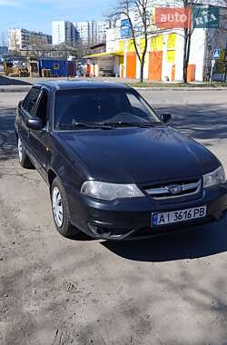 Седан Daewoo Nexia 2012 в 