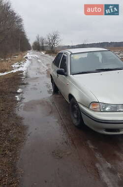Седан Daewoo Nexia 2007 в 