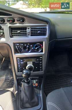 Седан Daewoo Nexia 2008 в 