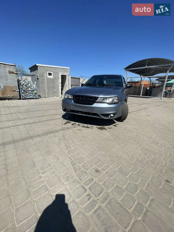 Седан Daewoo Nexia 2011 в Миколаєві