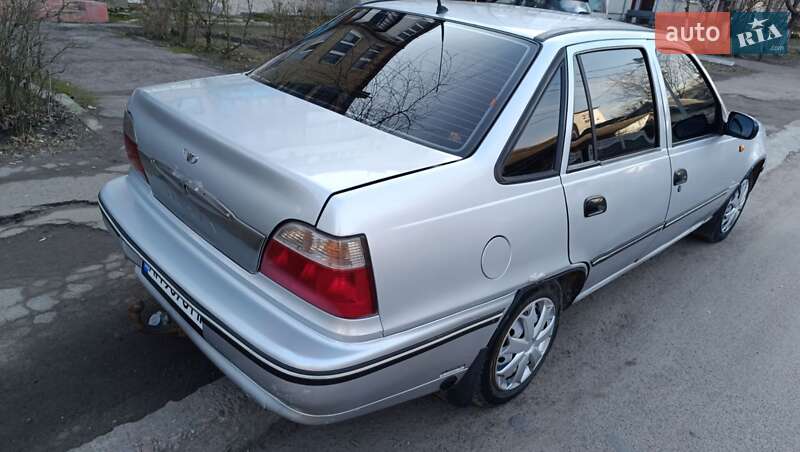 Седан Daewoo Nexia 2006 в Овруче