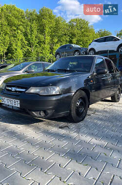 Седан Daewoo Nexia 2008 в 