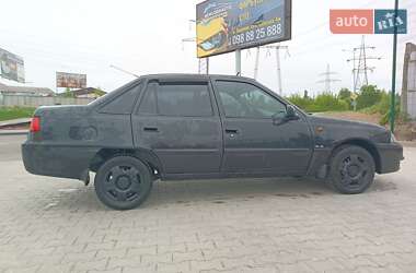 Седан Daewoo Nexia 2012 в 
