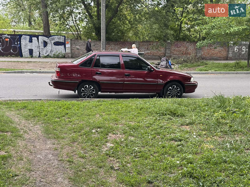 Седан Daewoo Nexia 2007 в Днепре