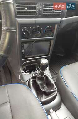 Седан Daewoo Nexia 2007 в 