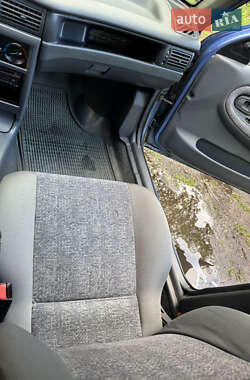Седан Daewoo Nexia 2007 в 