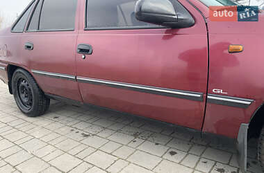 Седан Daewoo Nexia 2008 в 