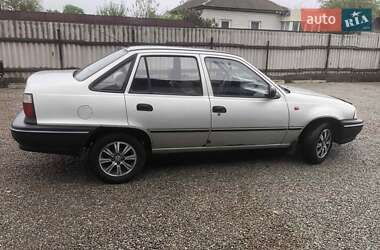 Седан Daewoo Nexia 2007 в 