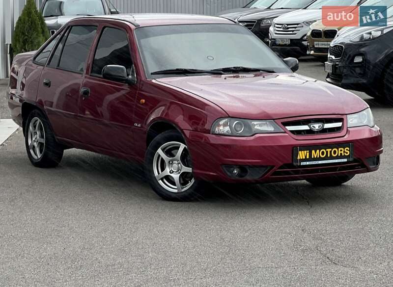 Седан Daewoo Nexia 2012 в Києві