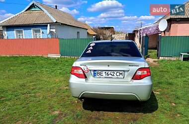 Седан Daewoo Nexia 2008 в Николаеве