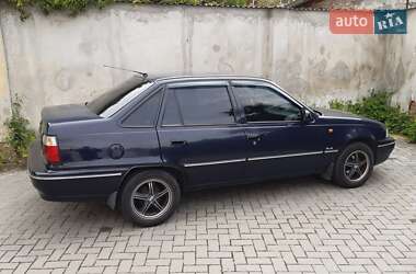 Седан Daewoo Nexia 2008 в 