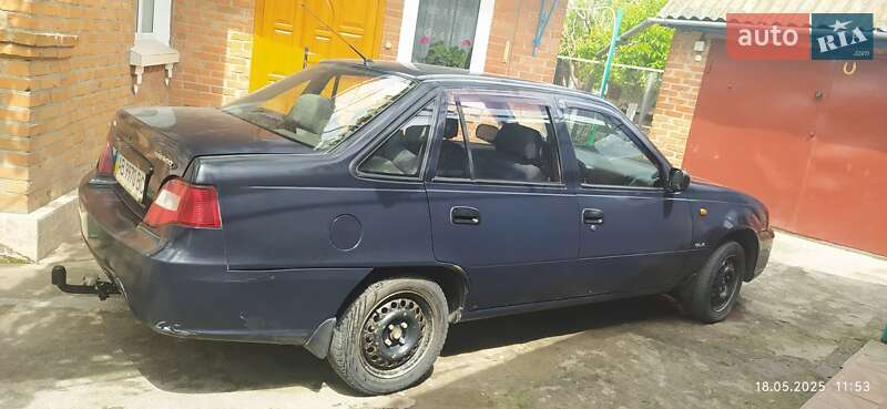Седан Daewoo Nexia 2008 в 