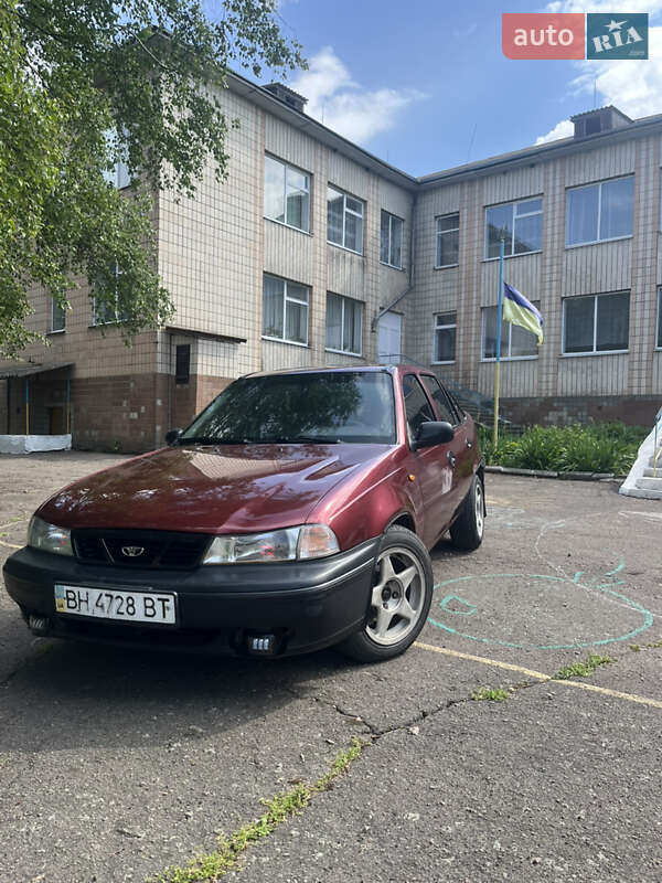 Седан Daewoo Nexia 2008 в Ольшанке