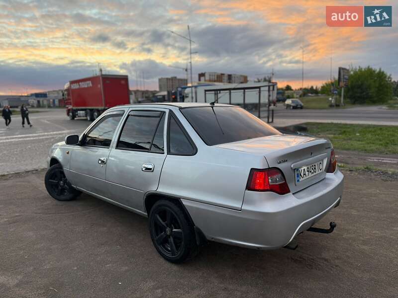 Седан Daewoo Nexia 2011 в Ковеле