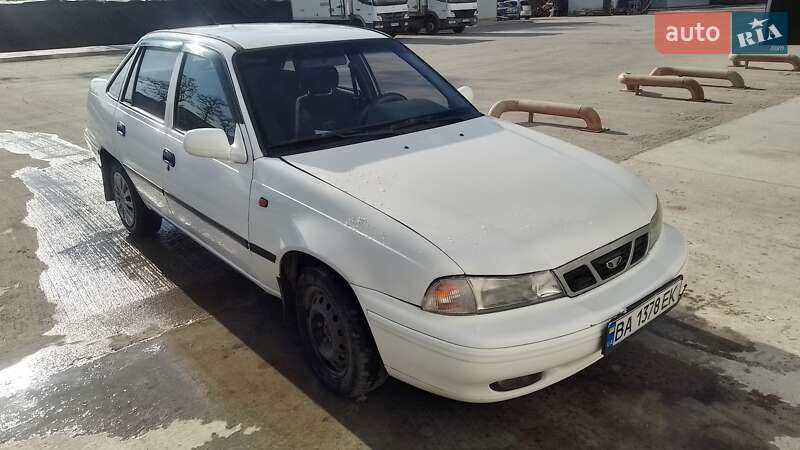 Седан Daewoo Nexia 2007 в Кропивницком