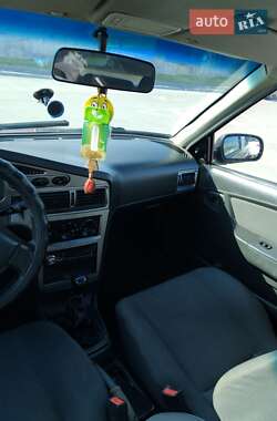 Седан Daewoo Nexia 2011 в 