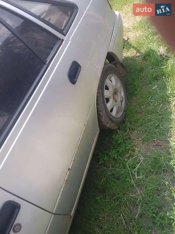 Седан Daewoo Nexia 2007 в Києві