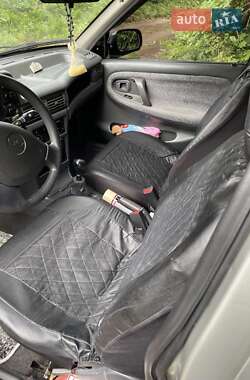 Седан Daewoo Nexia 2006 в 