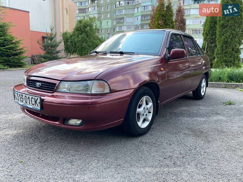 Седан Daewoo Nexia 1997 в 