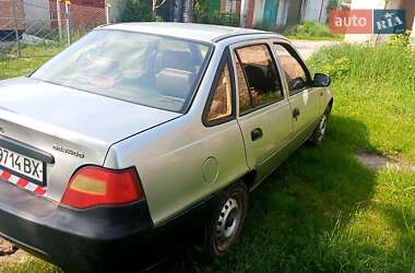 Седан Daewoo Nexia 2009 в 