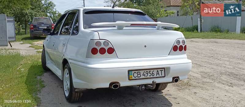 Седан Daewoo Nexia 2008 в Нежине