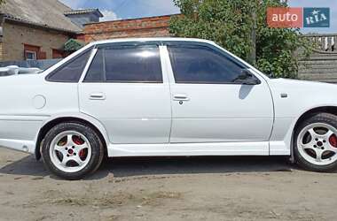 Седан Daewoo Nexia 2008 в 