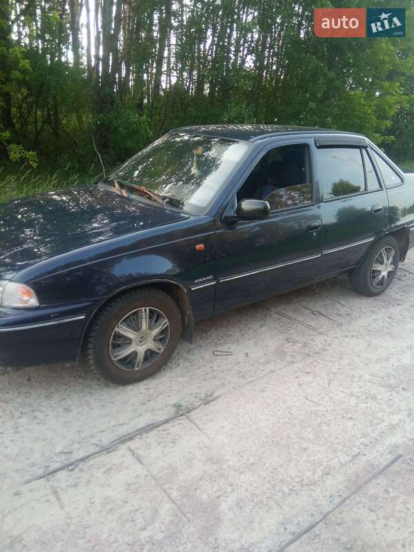 Седан Daewoo Nexia 2008 в Ичне